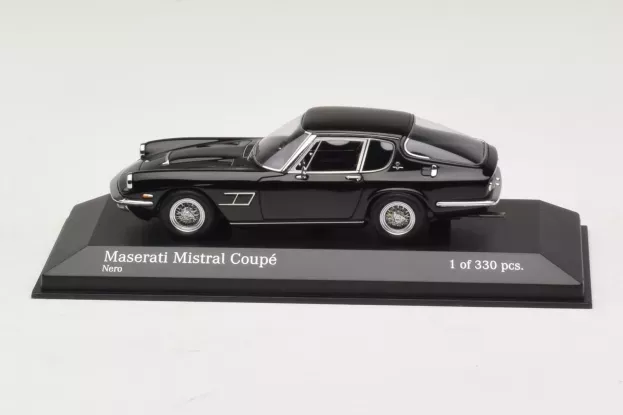 Minichamps Maserati Mistral Coupe 1963 1:43 437123421